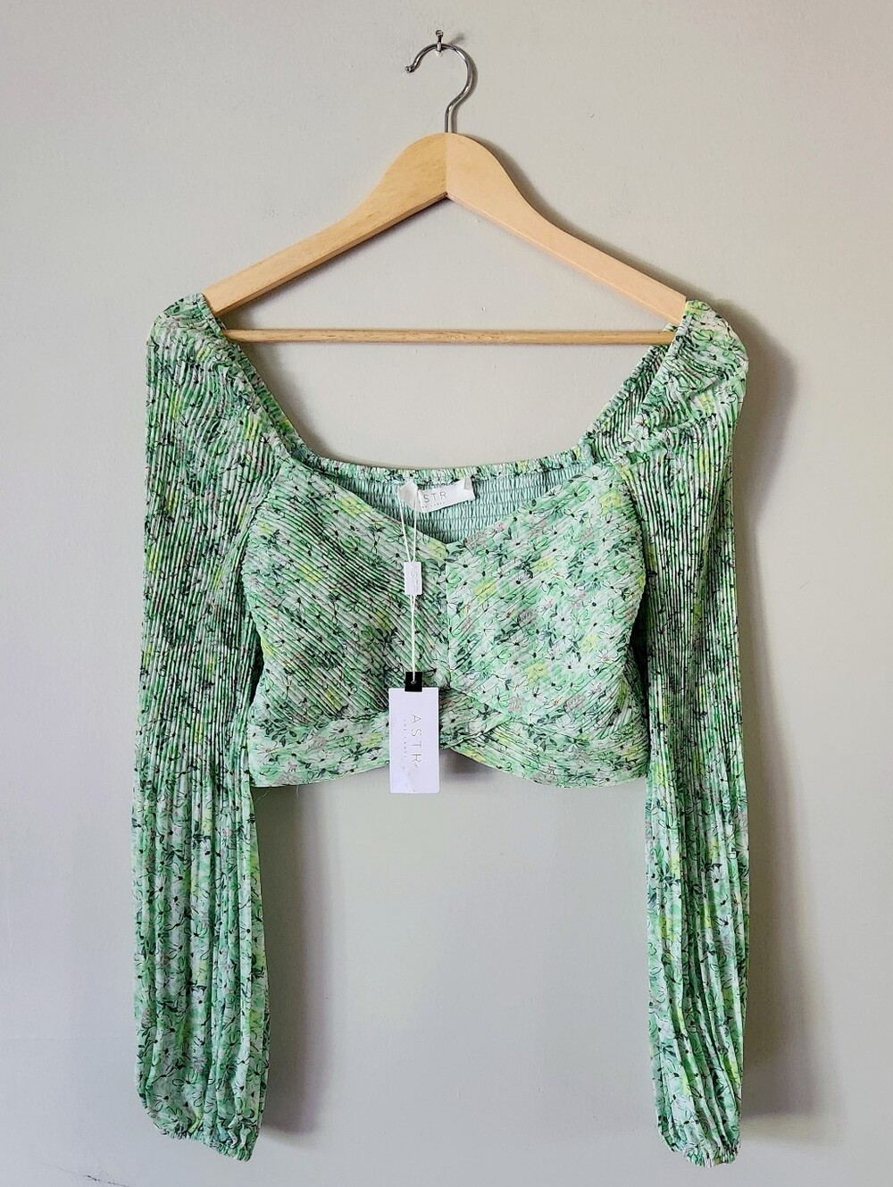 Astr The Label Bonnie Cropped Top Sz S - Picture 3 of 6